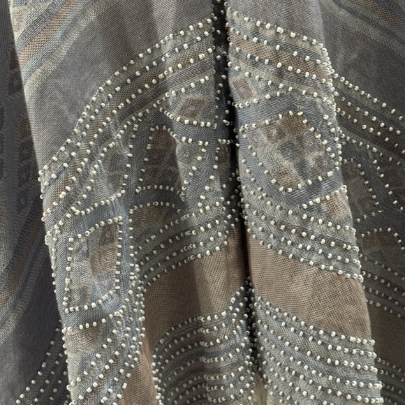 Moment by Moment Blue, Pink, Lightly Beaded, Dutch Design Poncho/Shawl- One Size - Picture 5 of 10